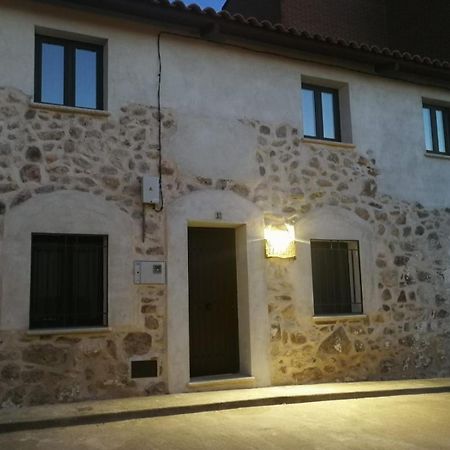 Casa Rural El Enebro 4 Estrellas Navamorcuende Extérieur photo